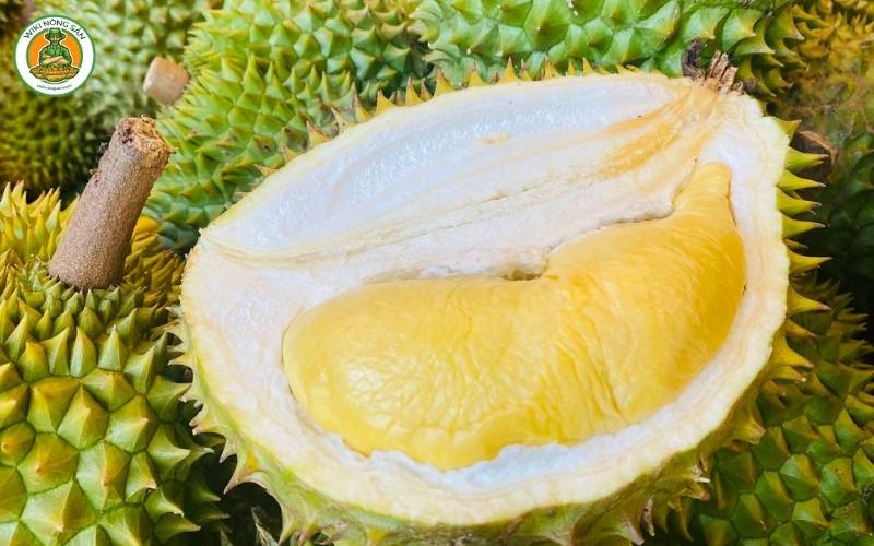 So sánh sầu riêng Black Thorn và Musang King